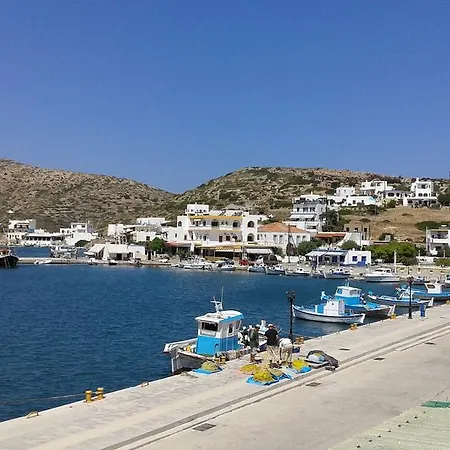 Marina's 3*